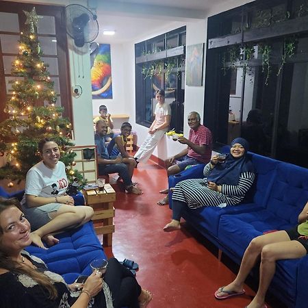 Ceylon Stayz Colombo Buitenkant foto