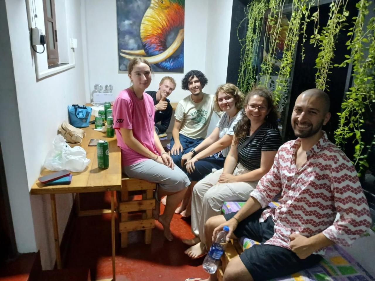 Ceylon Stayz Colombo Buitenkant foto
